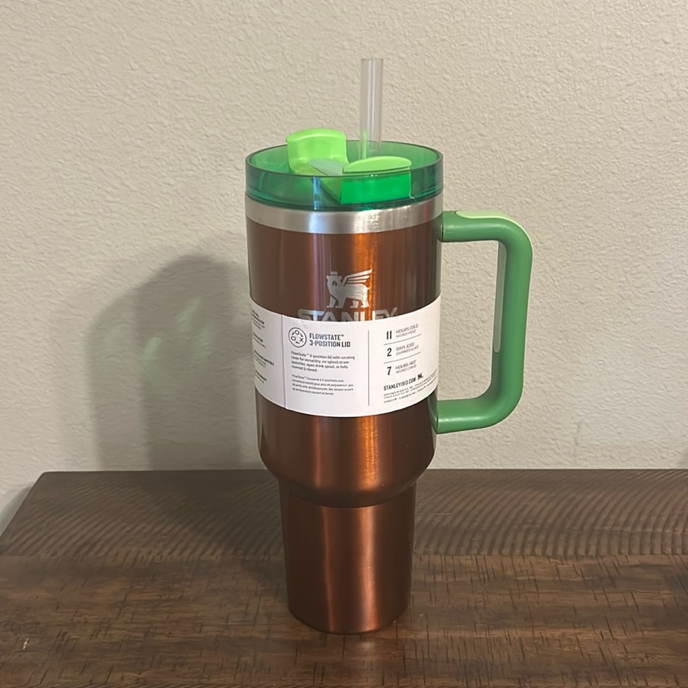 Stanley 40 ounce bell bottom country duplicated